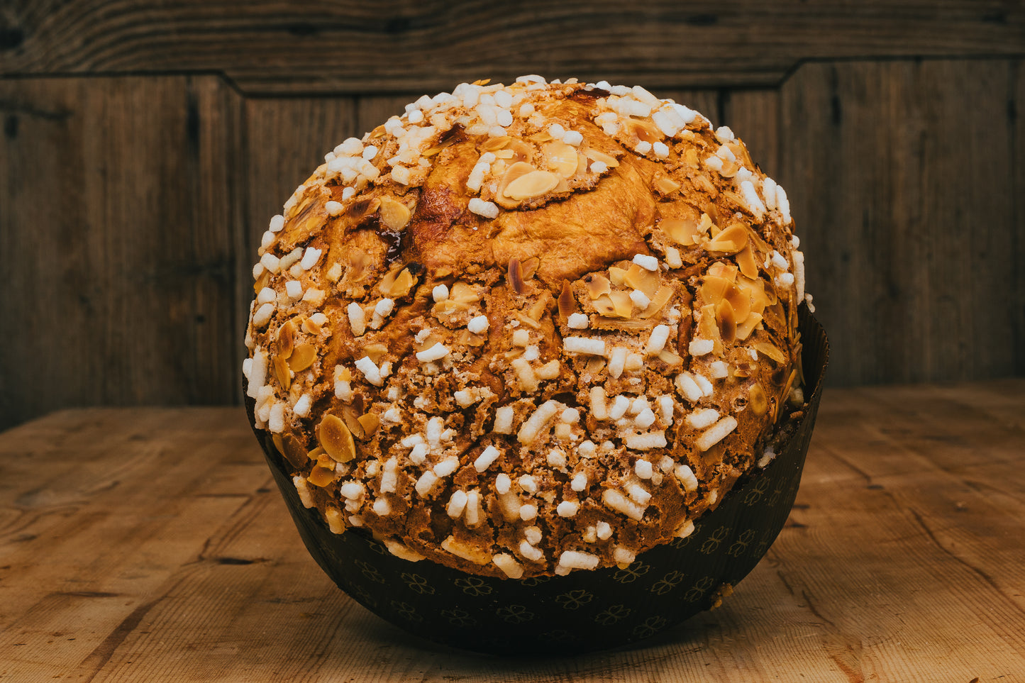 Panettone Pesca e Mandorle