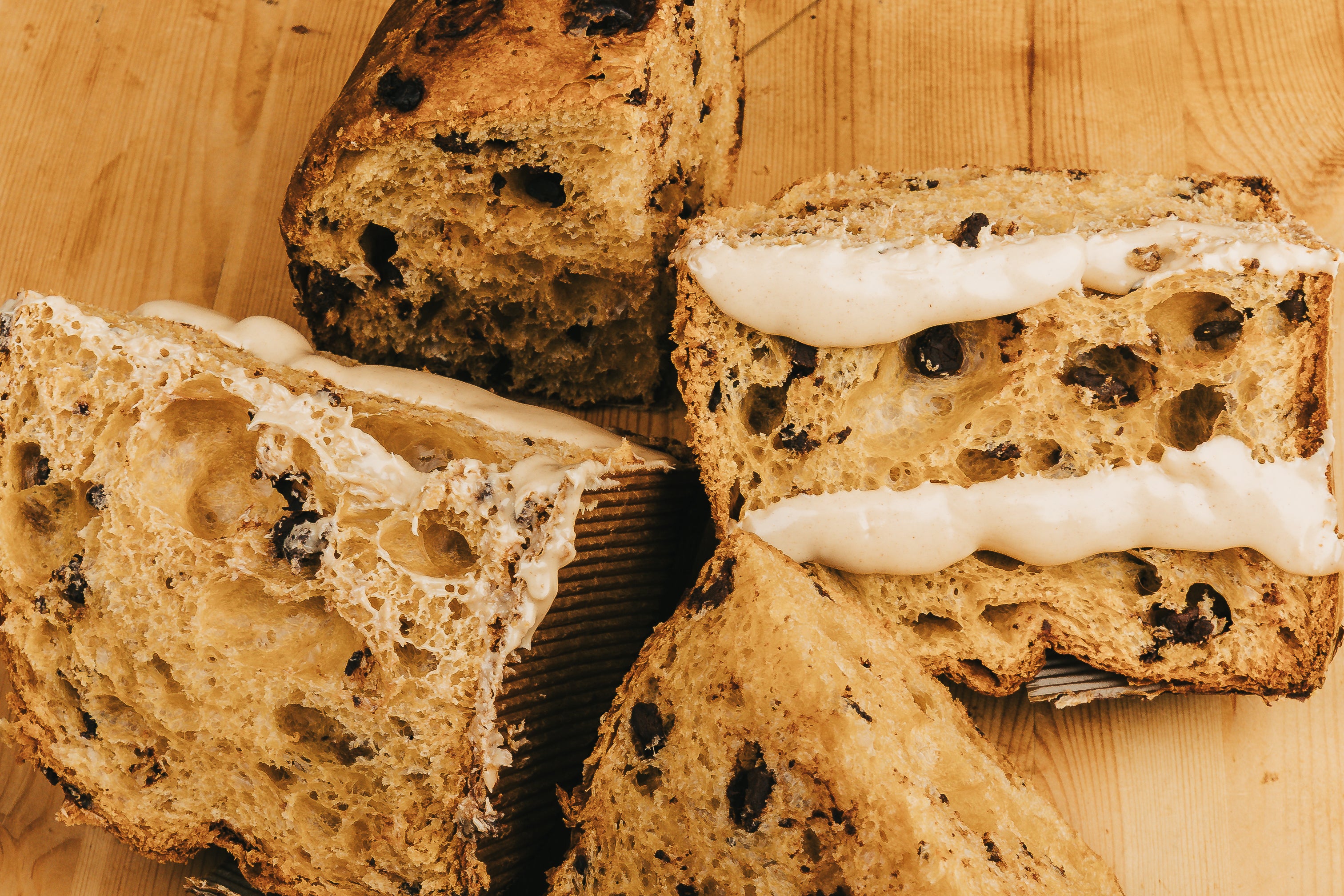 Panettone Gianduia e Nocciolato Bianca